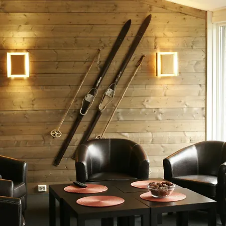 Fjellkysten Otel Tennevoll