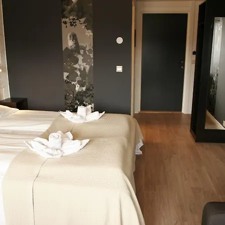 Otel Fjellkysten Tennevoll