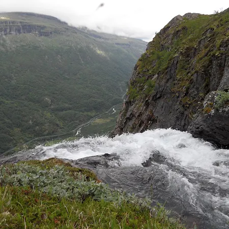 Fjellkysten Отель Тенневолл