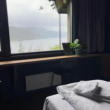 ホテル Fjellkysten 3*
