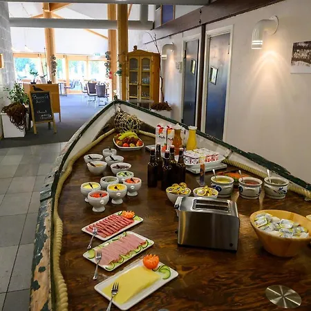 Fjellkysten Hotel Tennevoll